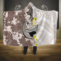 Brown and White Hawaii Shark Tattoo Hooded Blanket Puakenikeni Lei Plumeria Polynesian Pattern - Polynesian Pride
