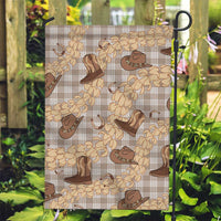 Khaki Palaka Hawaii Cowboy Garden Flag Puakenikeni Lei Paniolo Papale Seamless Vibes - Polynesian Pride