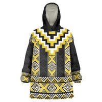 Yellow Taniko Aotearoa Wearable Blanket Hoodie Niho Taniwha Mix Poutama LT14 One Size Yellow - Polynesian Pride