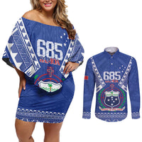 Personalised Samoa 685 Couples Matching Off Shoulder Short Dress and Long Sleeve Button Shirt Samoan Pride Coat Of Arms LT14 Blue - Polynesian Pride
