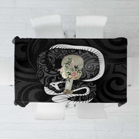 Black New Zealand Eel Tablecloth Aotearoa Maori Tuna With Kotiate Weapon LT14 Black - Polynesian Pride