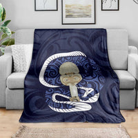 Blue New Zealand Eel Blanket Aotearoa Maori Tuna With Kotiate Weapon LT14 - Polynesian Pride