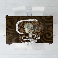 Gold New Zealand Eel Tablecloth Aotearoa Maori Tuna With Kotiate Weapon LT14 Gold - Polynesian Pride
