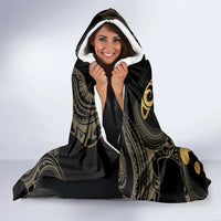 Black And Gold Aotearoa Whai Hooded Blanket NZ Stingrays Maori Curves Style LT14 - Polynesian Pride