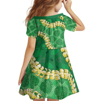 Green Palaka Hawaii Mele Kalikimaka Family Matching Puletasi and Hawaiian Shirt Ohia Lehua Monstera Puakenikeni Lei - Polynesian Pride