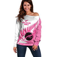 New Zealand Lawn Bowls Breast Cancer Custom Off Shoulder Sweater Aotearoa Maori Silver Fern Pink Ribbon - Polynesian Pride