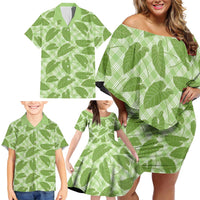 Green Hawaii Kalo Palaka Motifs Family Matching Off Shoulder Short Dress and Hawaiian Shirt Hawaiian Taro Leaves Elegant Vibes - Polynesian Pride