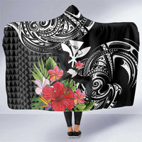 Hawaii Iwa Bird Hooded Blanket Great Frigatebird Kanaka Tropical Flowers LT14 One Size Black - Polynesian Pride