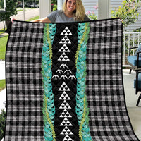 Black Palaka Hawaii Iwa Bird Quilt Hawaiian Kakau Jade Vine Lei - Polynesian Pride