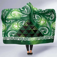 Matariki New Zealand Hooded Blanket NZ Niho Taniwha Maori New Year Green Galaxy LT14 One Size Green - Polynesian Pride