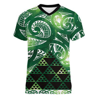 Matariki New Zealand Women V-Neck T-Shirt NZ Niho Taniwha Maori New Year Green Galaxy