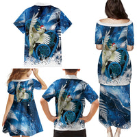 Sulphur-crested Cockatoo New Zealand Christmas In July Family Matching Puletasi and Hawaiian Shirt NZ Aroha Koru Fern Marble Vibes LT14 Mom's Dress Blue - Polynesian Pride