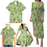 Green Palaka Hawaii Mele Kalikimaka Family Matching Puletasi and Hawaiian Shirt Ohia Lehua Shell Leis Funny Gingerbread Santa - Polynesian Pride