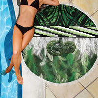 Green Traditional Cloak Aotearoa Beach Blanket Maori Paua Shell Korowai Pattern LT14 - Polynesian Pride