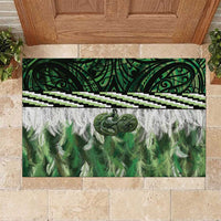 Green Traditional Cloak Aotearoa Rubber Doormat Maori Paua Shell Korowai Pattern LT14 Green - Polynesian Pride