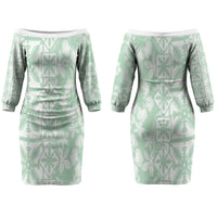 Pastel Green Kahili Quilt Hawaii Family Matching Off The Shoulder Long Sleeve Dress and Hawaiian Shirt Tropical Flower Seamless Half Style LT14 Mom's Dress Green - Polynesian Pride