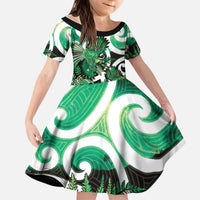 Piwakawaka New Zealand Matariki Kid Short Sleeve Dress Maori New Year Silver Fern Green Galaxy