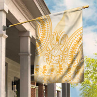 Niue Language Week Garden Flag The Rock Coconut Crab - Siapo Gold Pastel LT14 House Flag Gold - Polynesian Pride