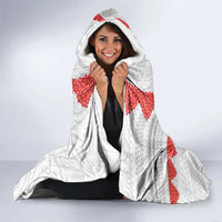 Tonga White Sunday Hooded Blanket Heilala Flowers Tongan Ngatu Pattern