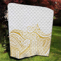 Polynesia White Sunday Quilt Plumeria Polynesian Tribal Gold Color - Polynesian Pride