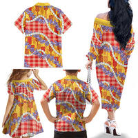 Hawaii Kahili Palaka Motifs Family Matching Off The Shoulder Long Sleeve Dress and Hawaiian Shirt Hawaiian Honohono Pikake Lei LT14 Mom's Dress Red - Polynesian Pride