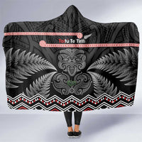 Aotearoa Toitu Te Tiriti Hooded Blanket Stand Together! Stand Stronger! - NZ Tiki LT14 One Size Black - Polynesian Pride