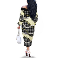 Black Palaka Hawaii Family Matching Off The Shoulder Long Sleeve Dress and Hawaiian Shirt Kukui Nut Pikake Lei Hawaiian Tapa Pattern - Polynesian Pride