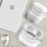 Niue White Sunday AirPods Case Tapu Fanau Ia Puakenikeni Hiapo Pattern LT14 - Polynesian Pride