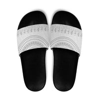 Niue White Sunday Slide Sandals Tapu Fanau Ia Puakenikeni Hiapo Pattern - Polynesian Pride