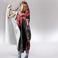 New Zealand 1840 Waitangi Day Hooded Blanket Aotearoa Haka Mask - Red Version LT14 - Polynesian Pride
