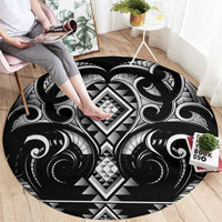 Black Ngaru Taniko With Aotearoa Maori Tattoo Round Carpet