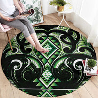 Green Ngaru Taniko With Aotearoa Maori Tattoo Round Carpet