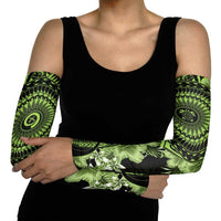 Vanuatu Arm Sleeves Hibisus Polynesian Pattern Green - Polynesian Pride