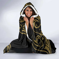 New Zealand Darts Hooded Blanket Skull In Dart We Trust Maori Pattern - Polynesian Pride