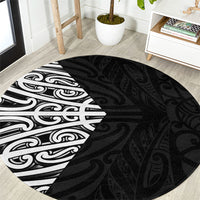 Black New Zealand Puhoro Maori Tattoo Round Carpet