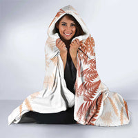 Red New Zealand Tuatara Hooded Blanket Aotearoa Sphenodon Punctatus Silver Fern LT14 - Polynesian Pride