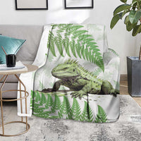 Green New Zealand Tuatara Blanket Aotearoa Sphenodon Punctatus Silver Fern LT14 - Polynesian Pride