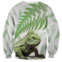 Green New Zealand Tuatara Sweatshirt Aotearoa Sphenodon Punctatus Silver Fern LT14 - Polynesian Pride