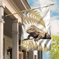 Gold New Zealand Tuatara Garden Flag Aotearoa Sphenodon Punctatus Silver Fern LT14 House Flag Gold - Polynesian Pride