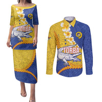 Torba Province Couples Matching Puletasi and Long Sleeve Button Shirt Vanuatu Pattern Crocodile - Plumeria Flag Color LT14 Yellow - Polynesian Pride