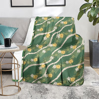 Hawaiian Pikake Maile Lei Blanket Tiare Hibiscus Kalo Palapalai Leaf Green