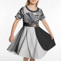 New Zealand Fantail Bird Kid Short Sleeve Dress Maori Piwakawaka Kowhai Maori Pattern LT22 - Polynesian Pride