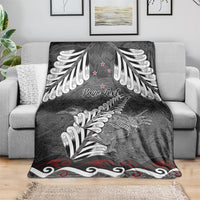 New Zealand Weka Personalised Blanket Aotearoa Hen Silver Fern Maori Pattern LT22 - Polynesian Pride