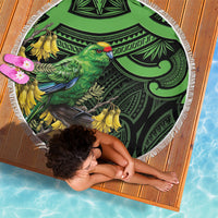 New Zealand Parakeet Bird Beach Blanket Maori Kakariki Kowhai Maori Pattern