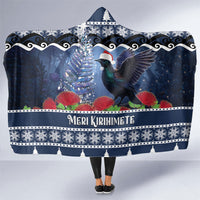 New Zealand Tui Bird Christmas Hooded Blanket Pohutukawa Xmas Tree Meri Kirihimete