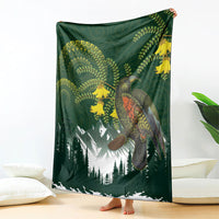 Kea Bird Kowhai New Zealand Blanket Mountain Landscape Maori Art