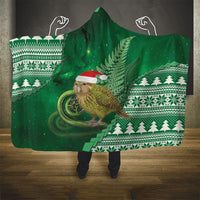New Zealand Kakapo Christmas In July Hooded Blanket Silver Fern Santa Xmas Green Color