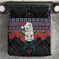 New Zealand Hei Tiki Christmas In July Bedding Set Pohutukawa Santa Xmas Polynesian Pattern