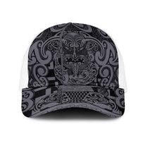 New Zealand Taiaha Maori Mesh Trucker Cap Minimalist Silver Fern All Black LT9 One Size White Black - Polynesian Pride