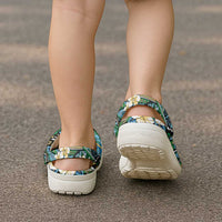 Polynesian Hibiscus Tropical Green Floral Clogs Shoes Tribal Pattern - Polynesian Pride